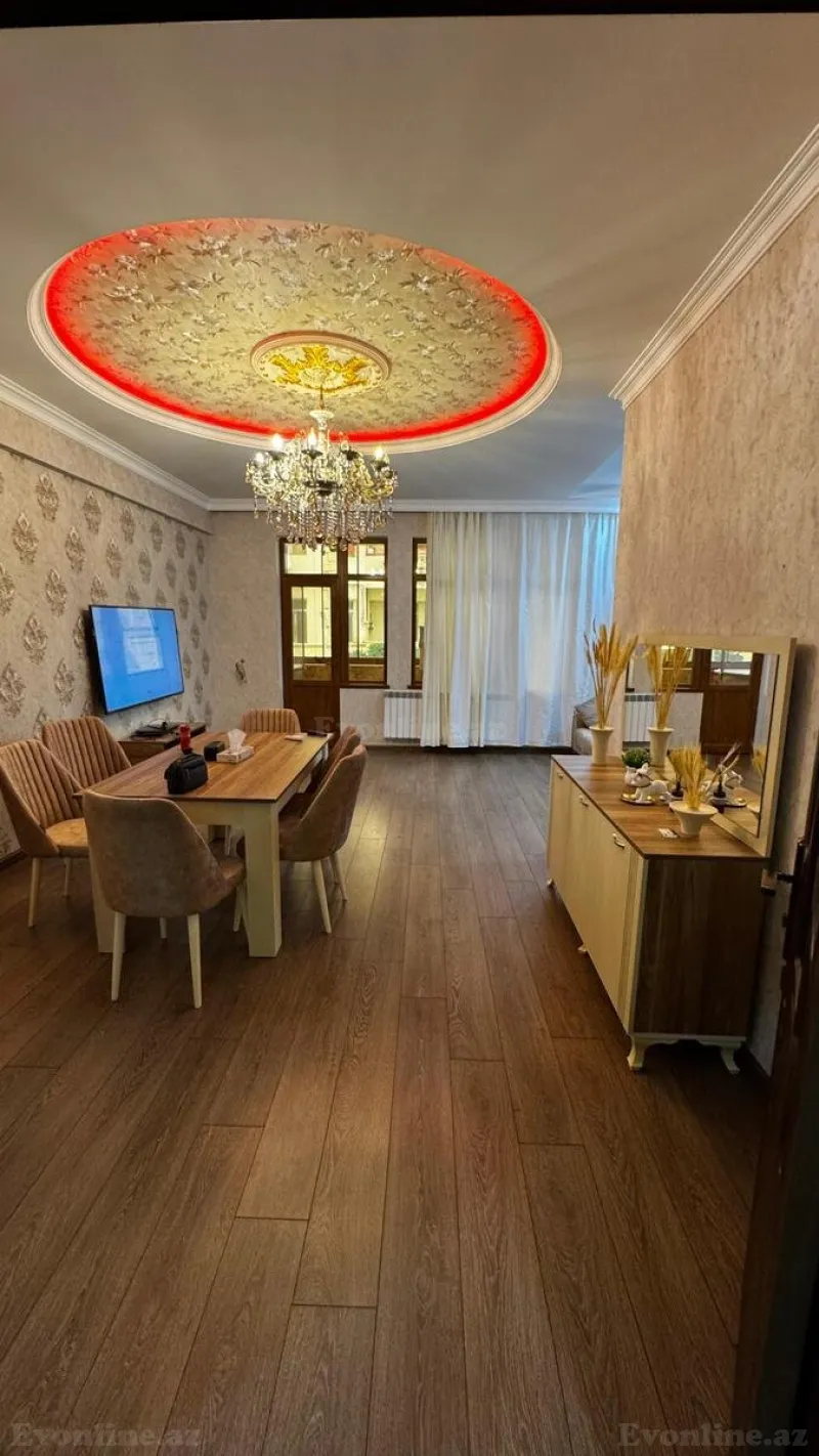 3 otaqlı Mənzil 130 m² Həzi Aslanov Kirayə verilir