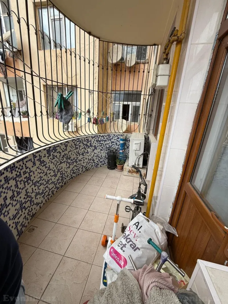 Satılır 4 otaqlı Mənzil Yeni tikili 133 m² İnşaatçılar m. - şəkil 4