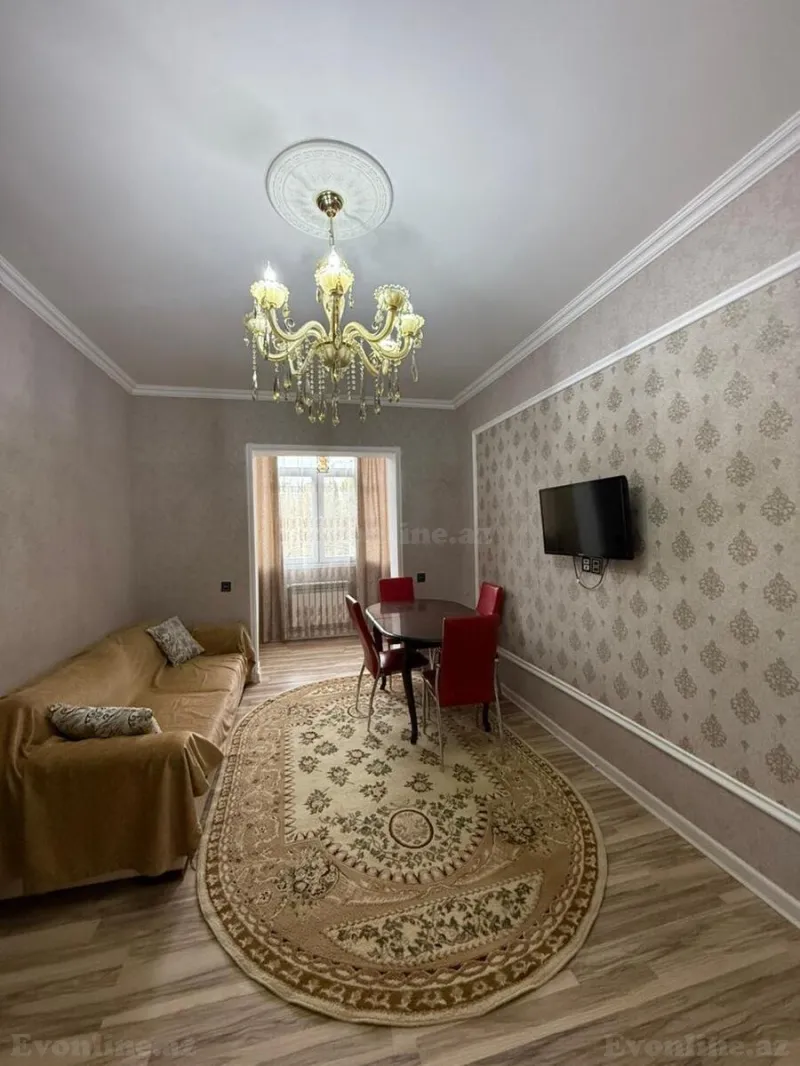 2 otaqlı Mənzil 50 m² 4-cü mikrorayon Kirayə verilir