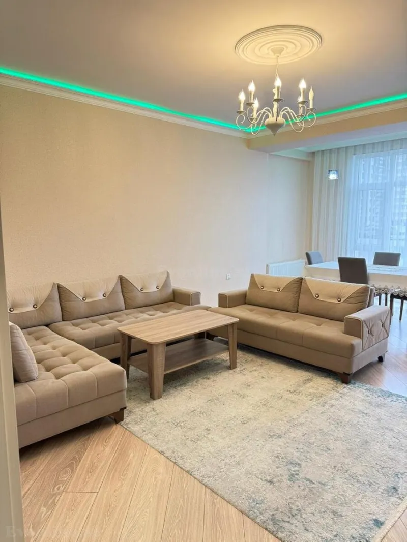 Kirayə verilir 2 otaqlı Mənzil Yeni tikili 100 m² Gənclik m. - şəkil 3