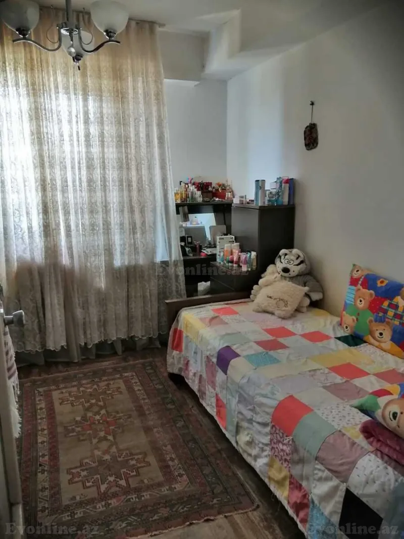 Satılır 3 otaqlı Mənzil Köhnə tikili 75 m² Nərimanov r. - şəkil 6