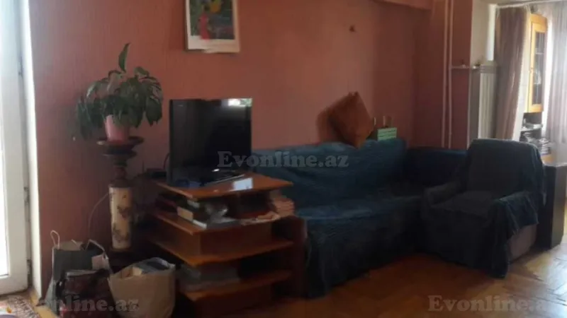 Satılır 3 otaqlı Mənzil Köhnə tikili 75 m² Nərimanov r. - şəkil 12