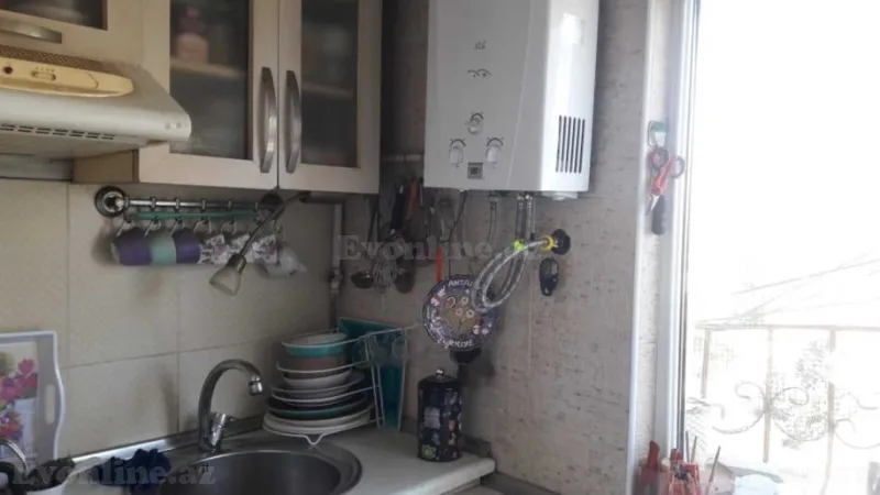 Satılır 3 otaqlı Mənzil Köhnə tikili 75 m² Nərimanov r. - şəkil 20