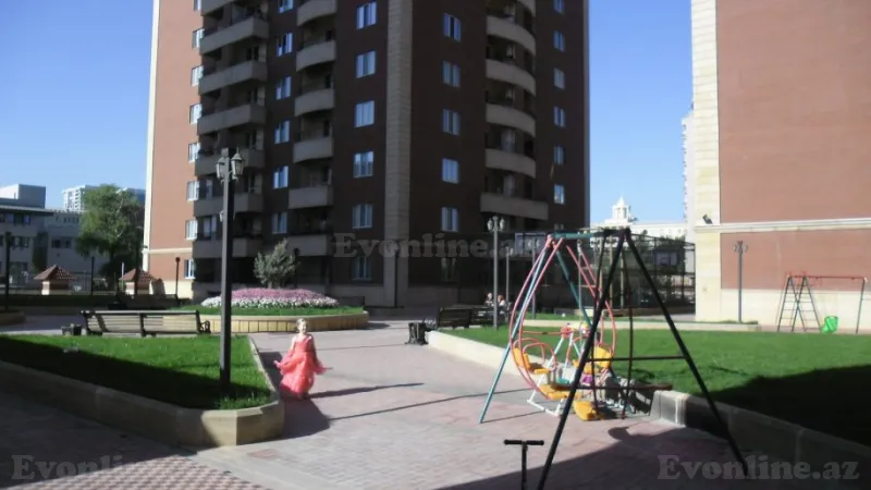 Kirayə verilir 3 otaqlı Mənzil Yeni tikili 150 m² Nizami m. - şəkil 2