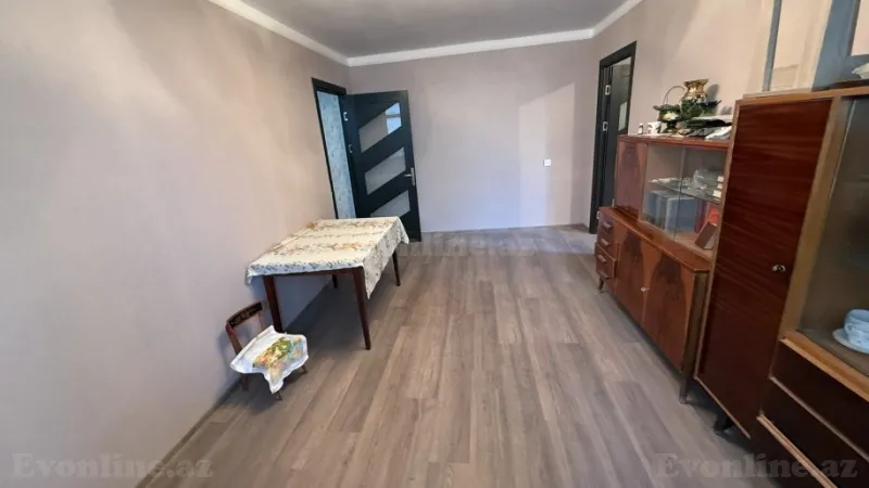 Satılır 2 otaqlı Mənzil Köhnə tikili 50 m² 8-ci kilometr - şəkil 2