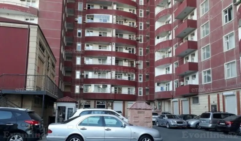 Qaraj 25.7 m² 28 May m. Satılır