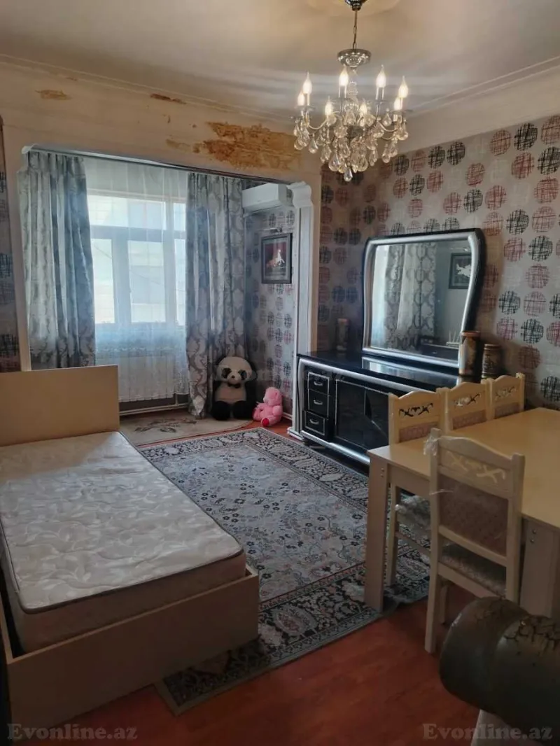 Kirayə verilir 3 otaqlı Mənzil Köhnə tikili 75 m² 4-cü mikrorayon