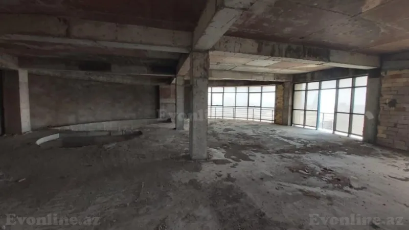 Satılır 8 otaqlı Mənzil Yeni tikili 750 m² Elmlər Akademiyası m. - şəkil 4