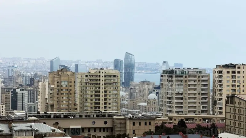 3 otaqlı Mənzil 125 m² Nizami m. Satılır