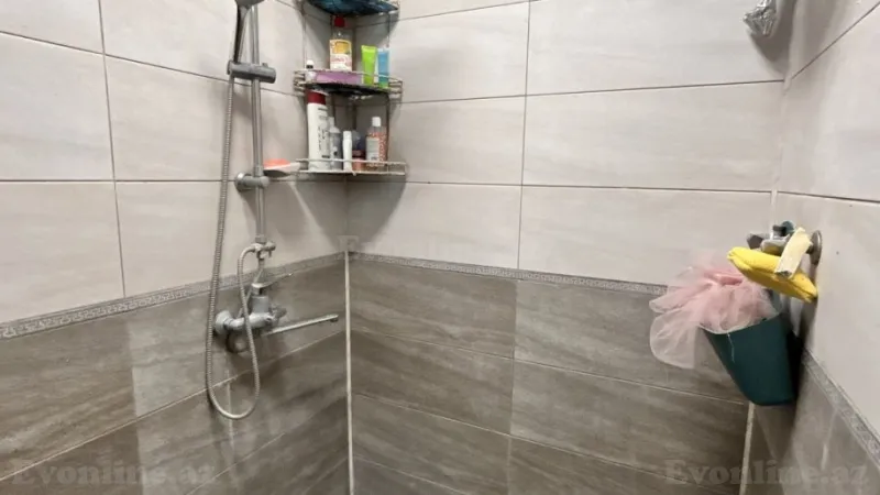 Satılır 2 otaqlı Mənzil Köhnə tikili 55 m² Gənclik m. - şəkil 16