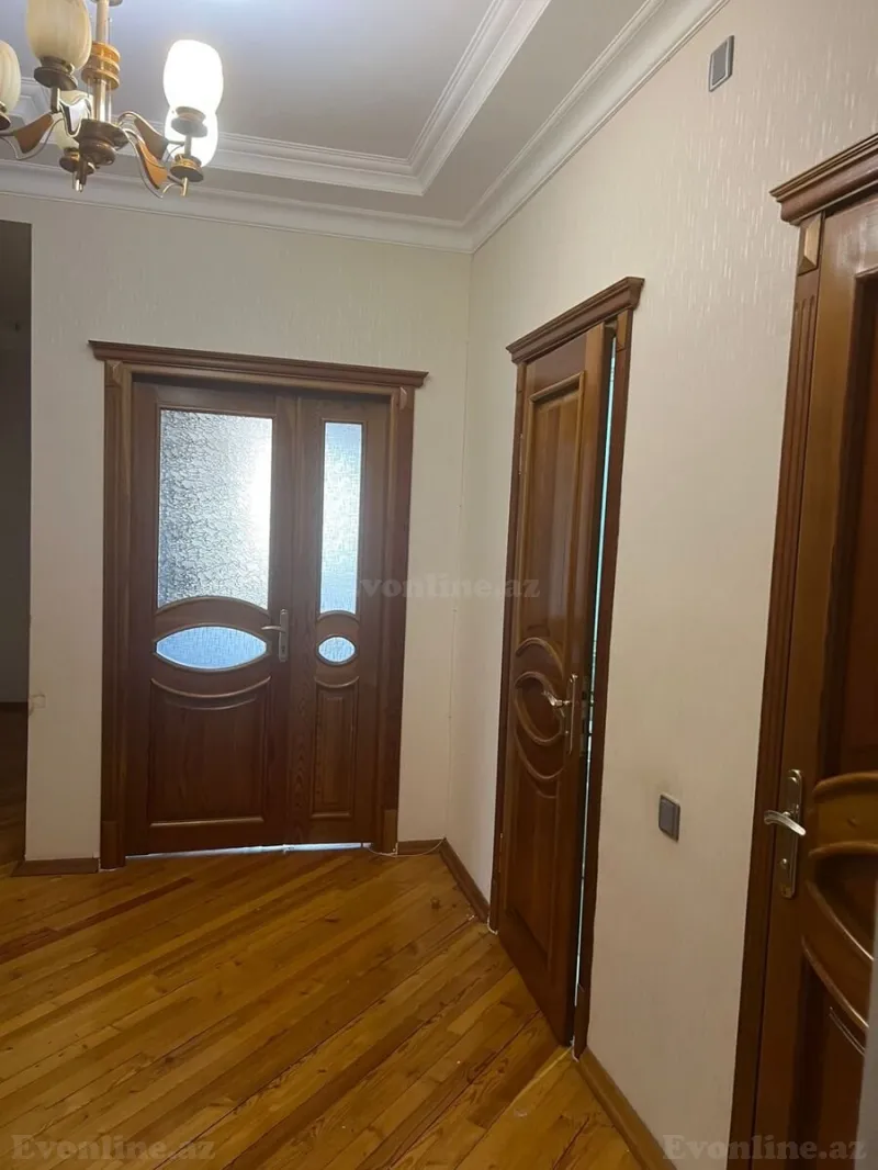 Satılır 3 otaqlı Mənzil Yeni tikili 130 m² Səbail r. - şəkil 9