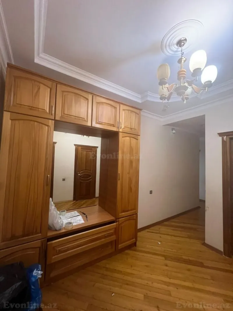 Satılır 3 otaqlı Mənzil Yeni tikili 130 m² Səbail r. - şəkil 11