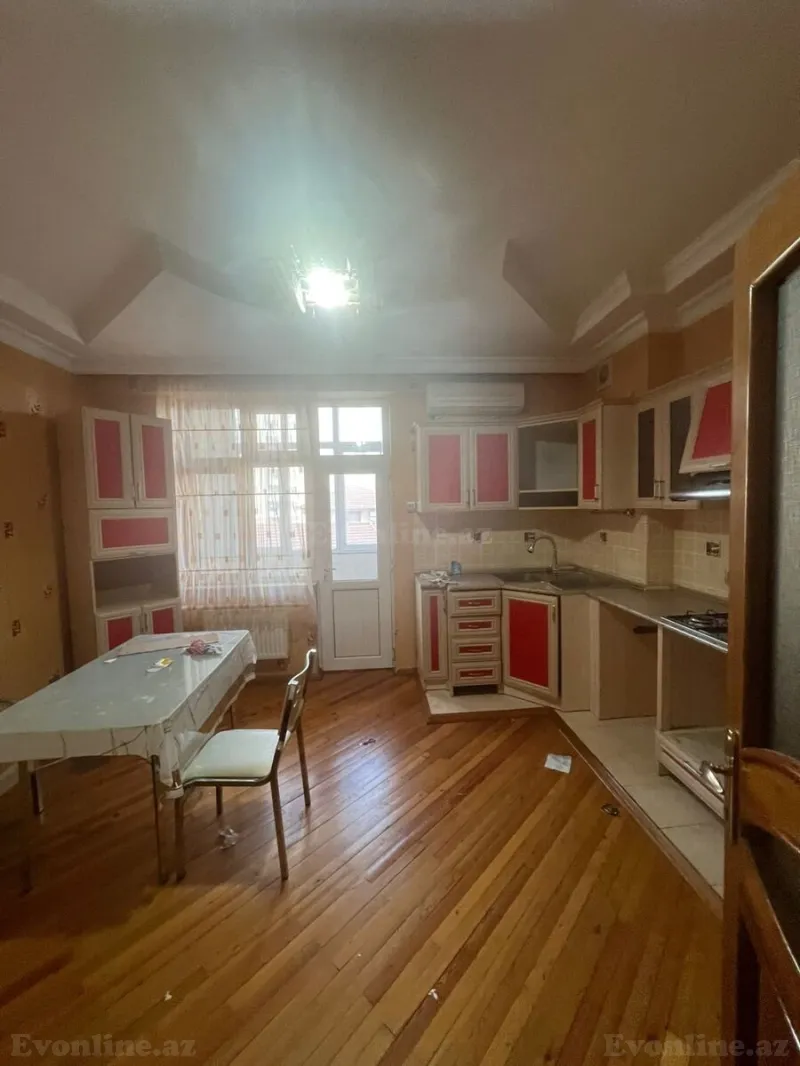 Satılır 3 otaqlı Mənzil Yeni tikili 130 m² Səbail r. - şəkil 12