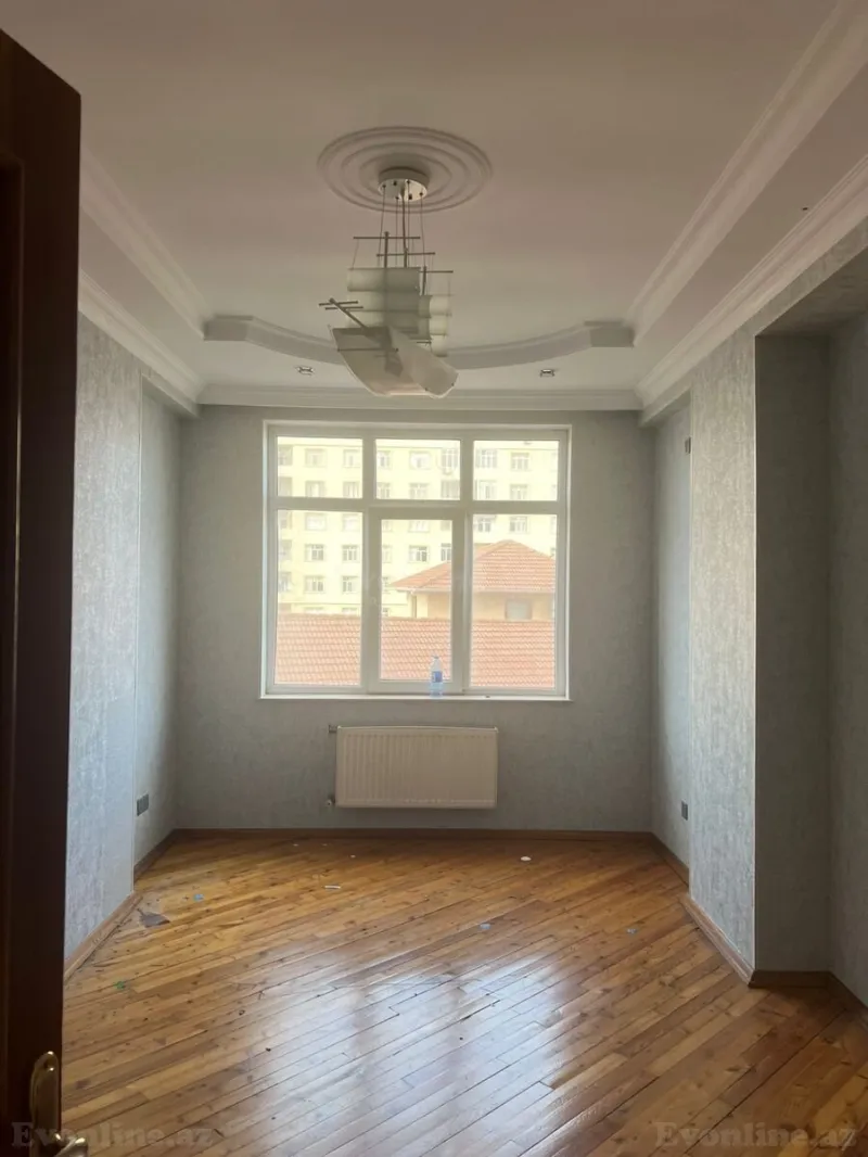 Satılır 3 otaqlı Mənzil Yeni tikili 130 m² Səbail r. - şəkil 17