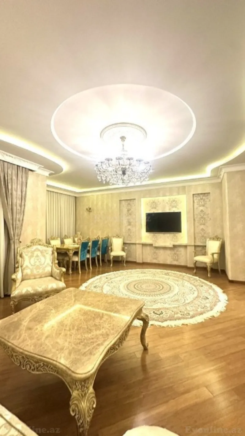 3 otaqlı Mənzil 135 m² 7-ci mikrorayon Kirayə verilir