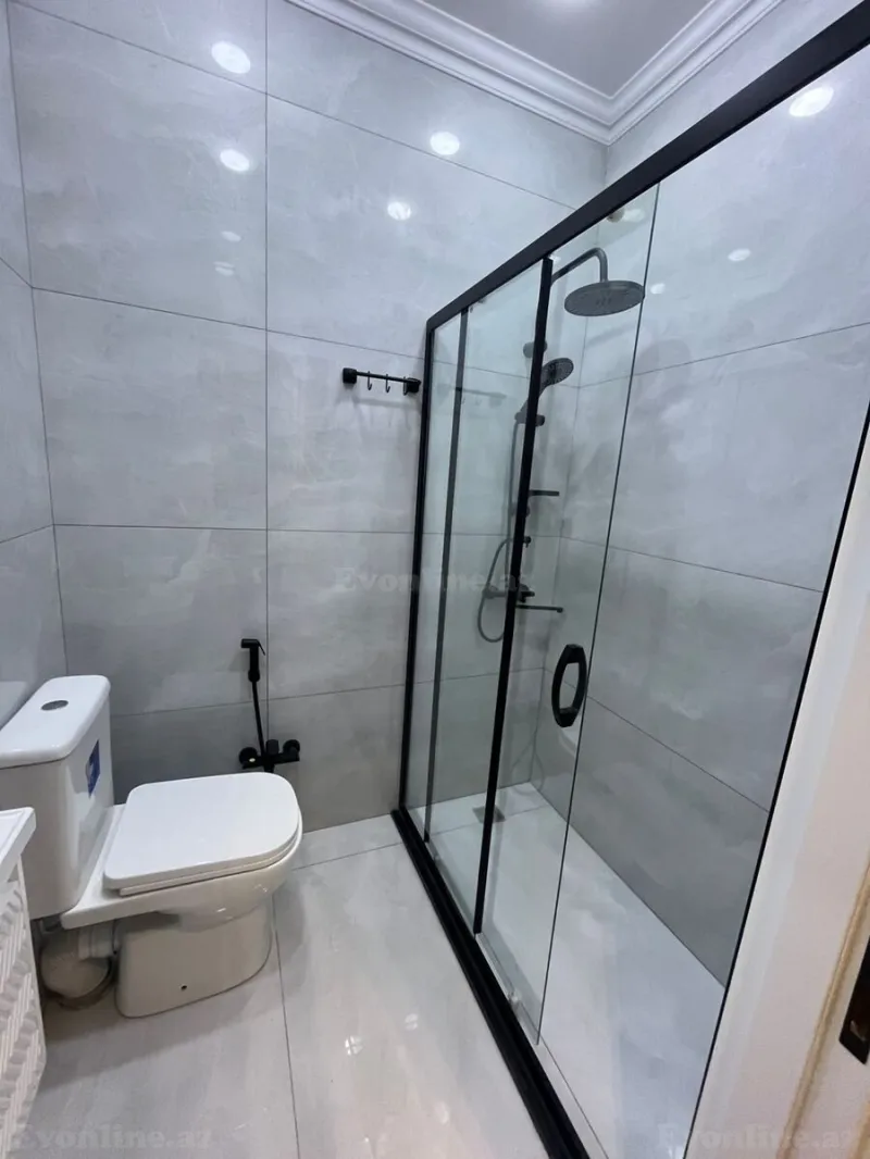 Kirayə verilir 2 otaqlı Mənzil Yeni tikili 50 m² Qara Qarayev m. - şəkil 13