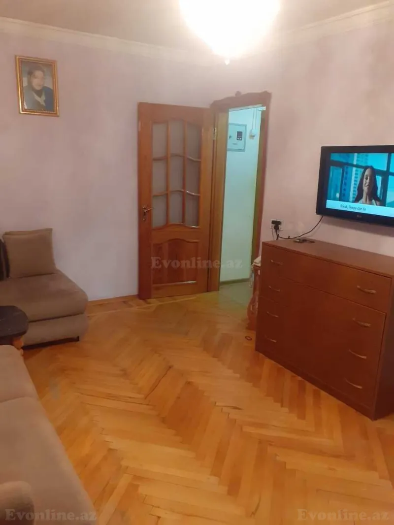 Satılır 2 otaqlı Mənzil Köhnə tikili 35 m² Yasamal - şəkil 3