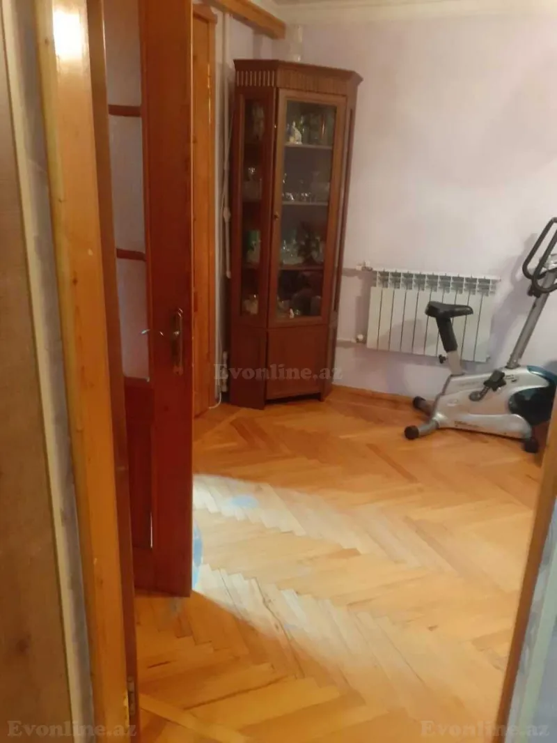 Satılır 2 otaqlı Mənzil Köhnə tikili 35 m² Yasamal - şəkil 4
