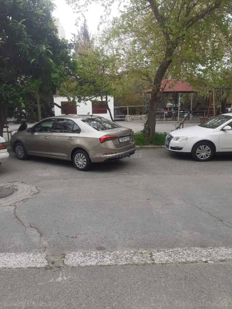 Satılır 2 otaqlı Mənzil Köhnə tikili 35 m² Yasamal - şəkil 18