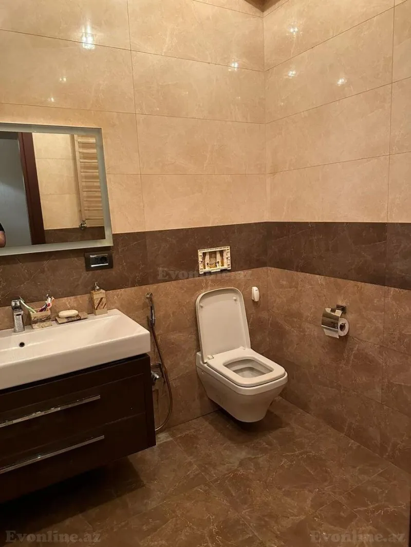 Satılır 4 otaqlı Mənzil Yeni tikili 180 m² 28 May m. - şəkil 13