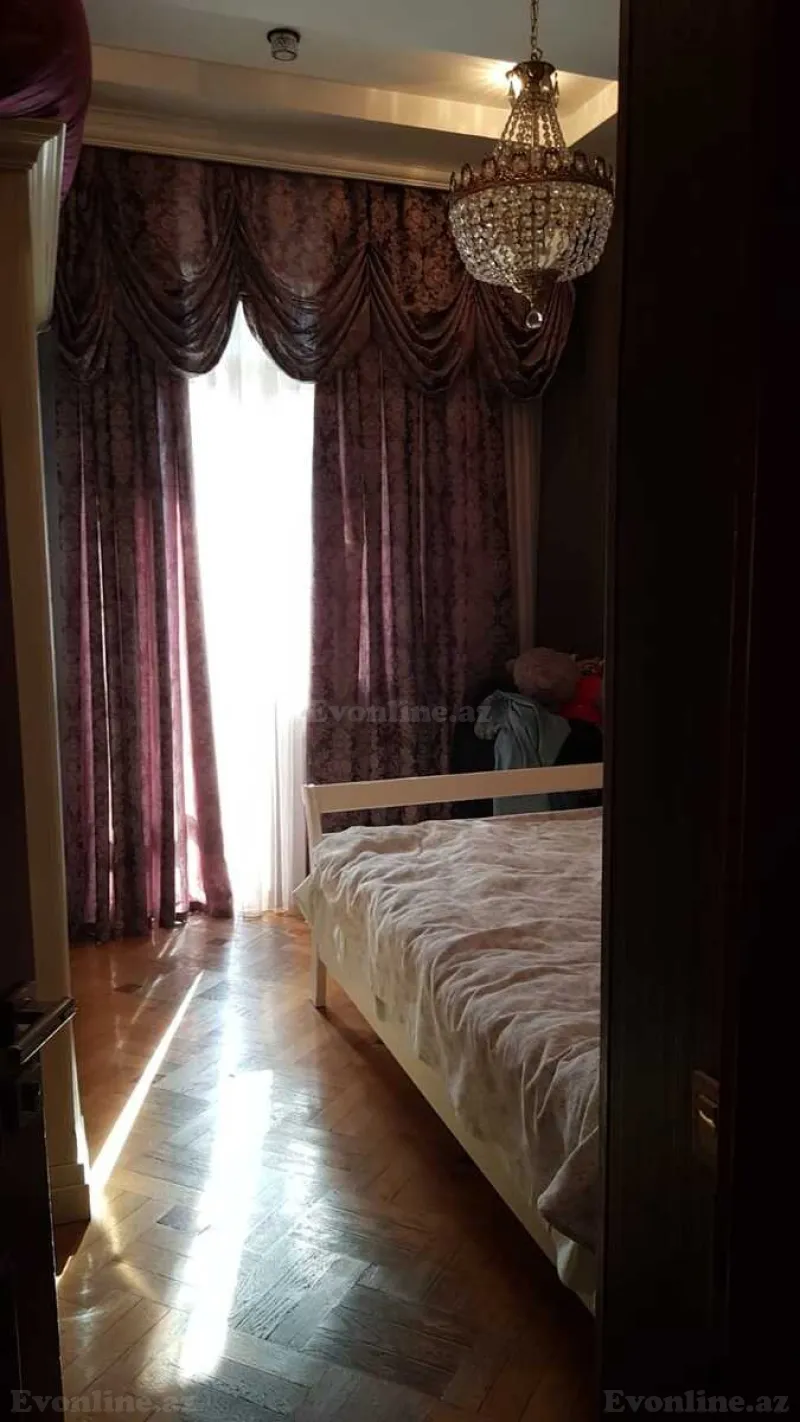 Satılır 2 otaqlı Mənzil Yeni tikili 55 m² 8 Noyabr m. - şəkil 3