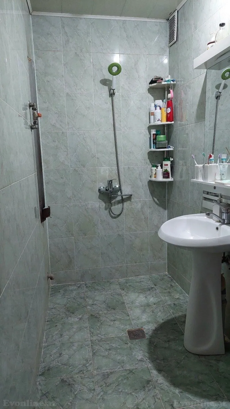 Satılır 2 otaqlı Mənzil Köhnə tikili 60 m² Əhmədli - şəkil 2