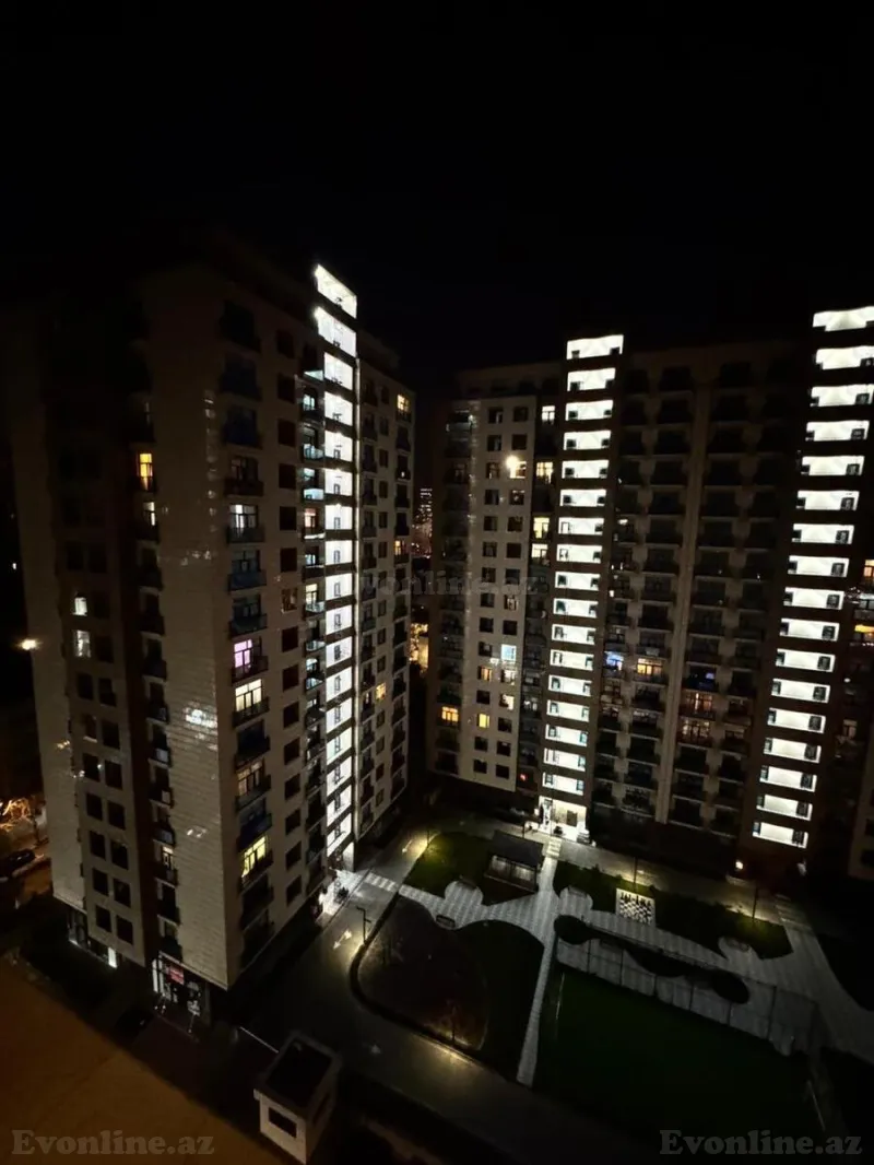 2 otaqlı Mənzil 71 m² 28 May m. Kirayə verilir