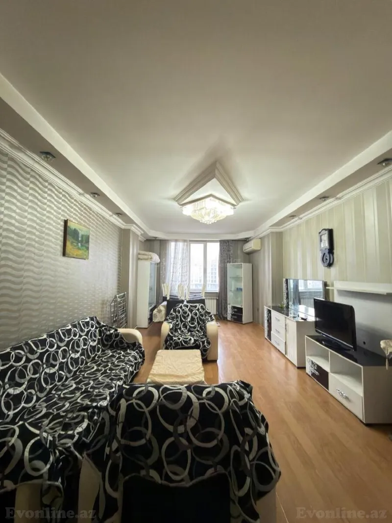 3 otaqlı Mənzil 100 m² Nizami m. Satılır