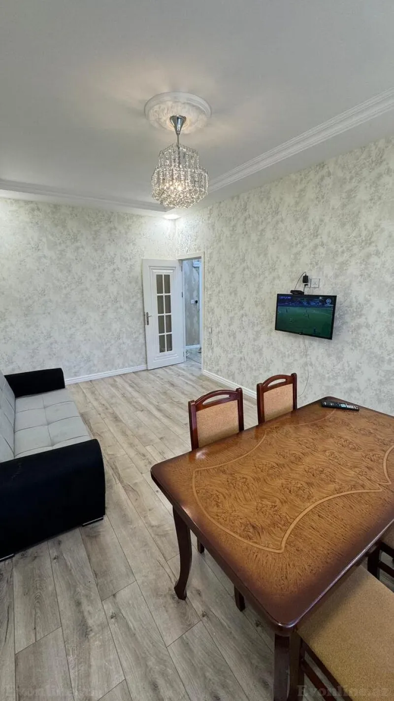 Kirayə verilir 2 otaqlı Mənzil Köhnə tikili 60 m² Xətai r. - şəkil 2
