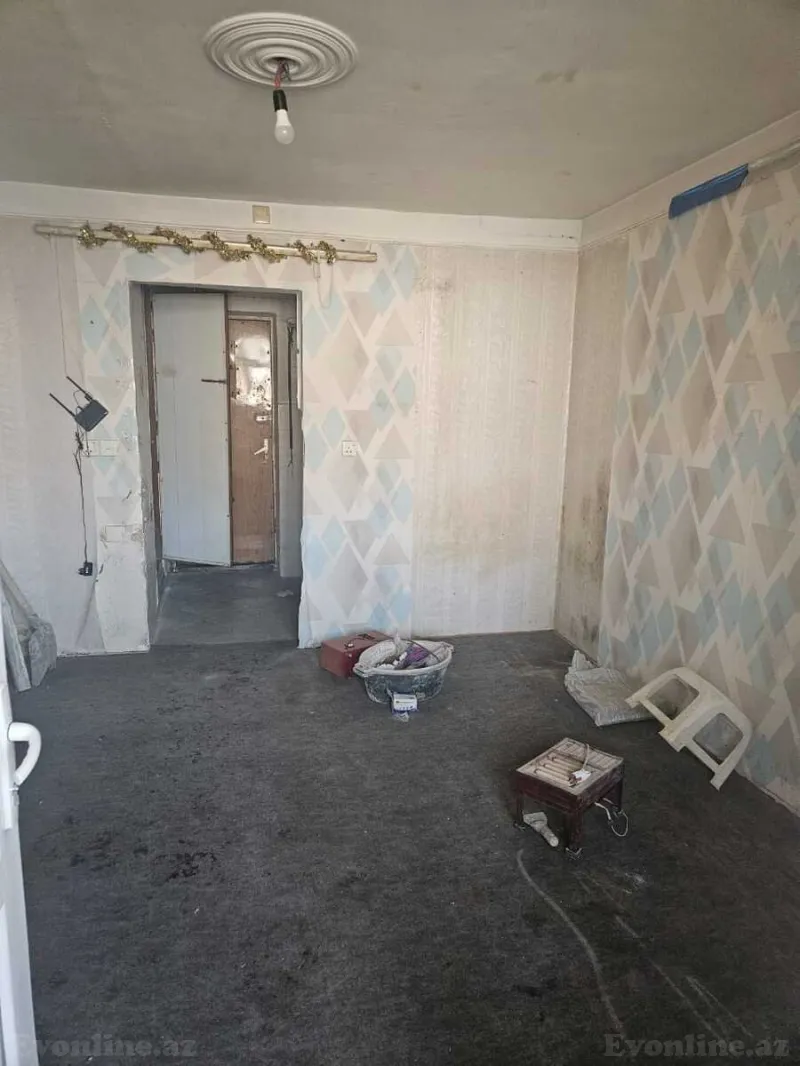 Satılır 1 otaqlı Mənzil Köhnə tikili 30 m² Elmlər Akademiyası m. - şəkil 3