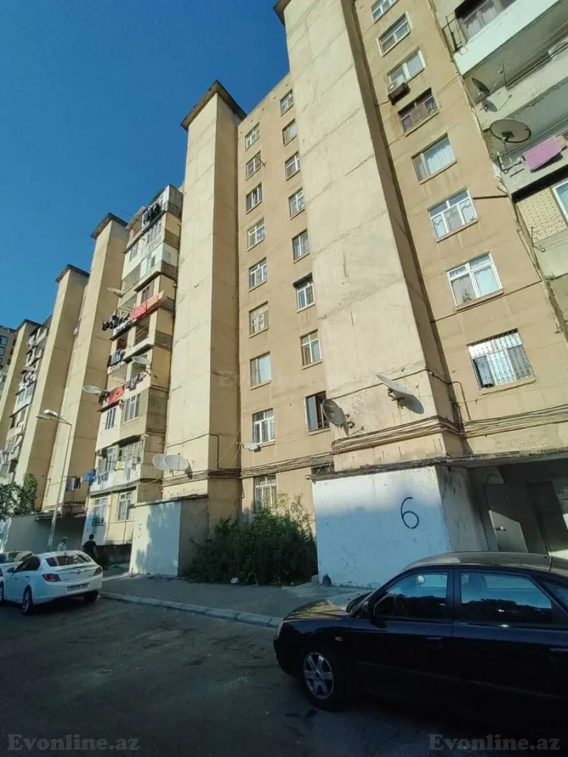 3 otaqlı Mənzil 80 m² Xətai r. Satılır
