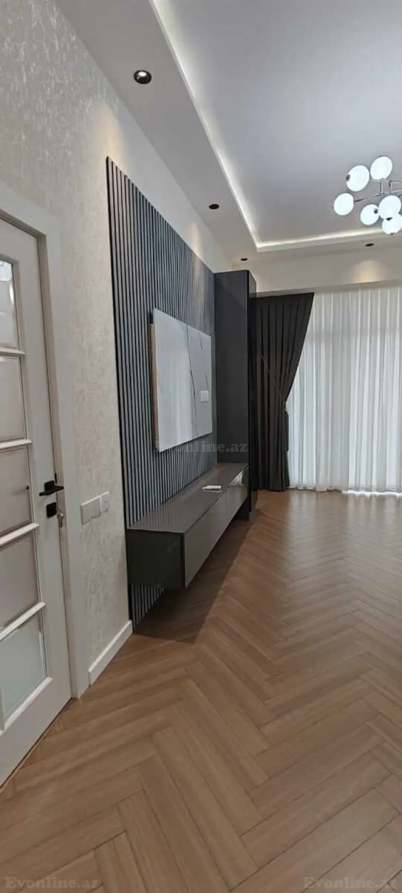 Satılır 2 otaqlı Mənzil Yeni tikili 63 m² Səbail r. - şəkil 3