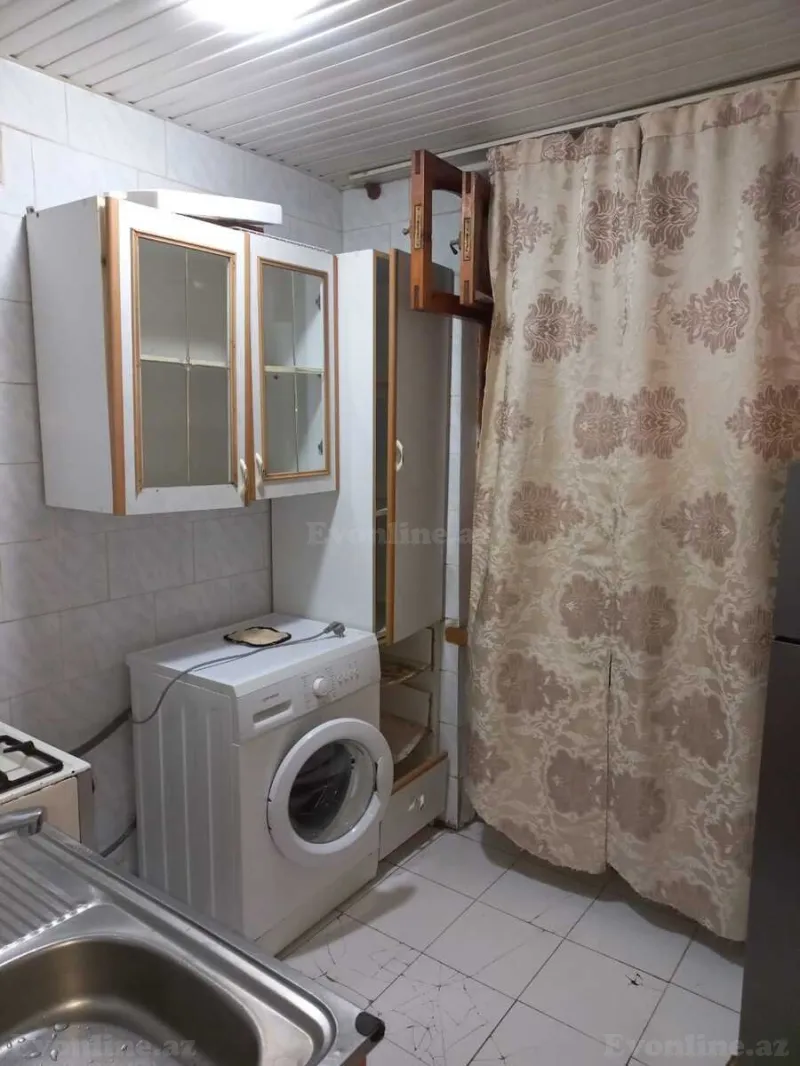 Kirayə verilir 1 otaqlı Mənzil Köhnə tikili 45 m² İnşaatçılar m. - şəkil 8