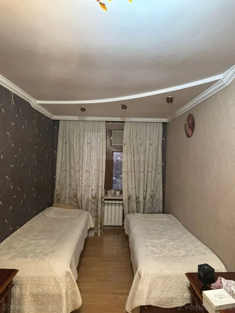 Satılır 3 otaqlı Mənzil Köhnə tikili 80 m² Neftçilər m. - şəkil 5