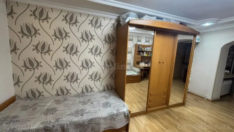 Satılır 3 otaqlı Mənzil Köhnə tikili 80 m² Neftçilər m. - şəkil 7