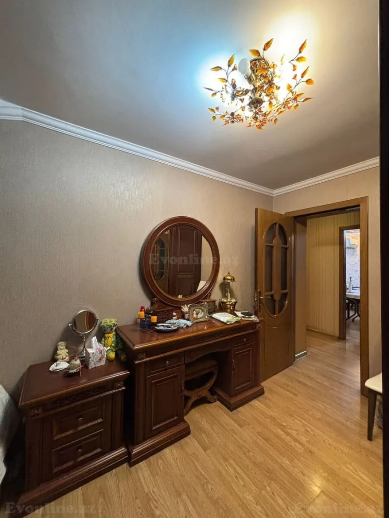Satılır 3 otaqlı Mənzil Köhnə tikili 80 m² Neftçilər m. - şəkil 10