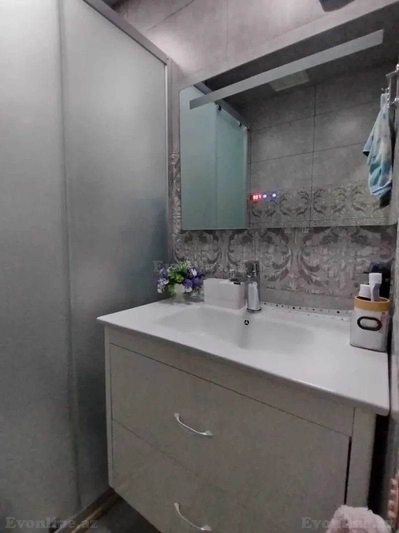 Satılır 2 otaqlı Mənzil Köhnə tikili 55 m² 4-cü mikrorayon - şəkil 8