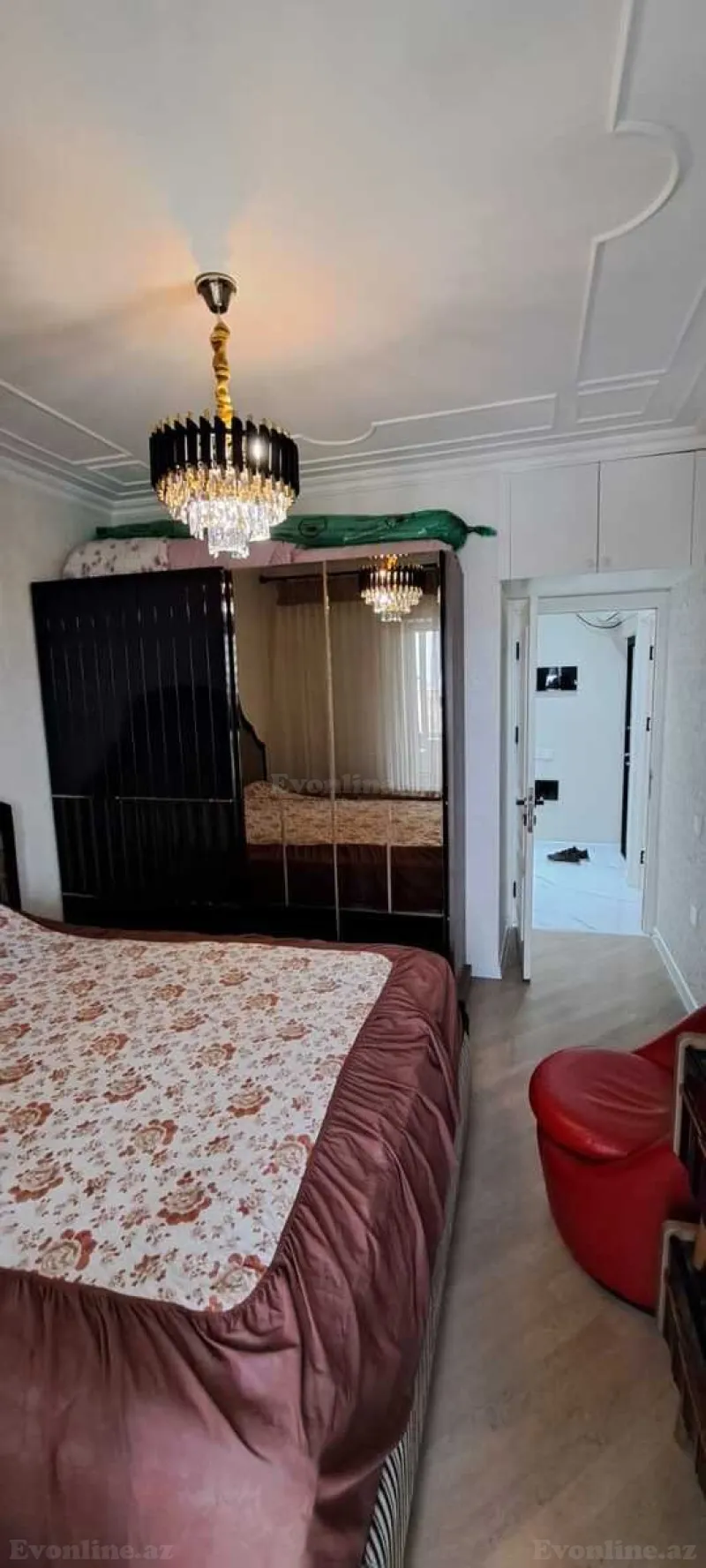 Satılır 4 otaqlı Mənzil Köhnə tikili 130 m² Yeni Yasamal - şəkil 8