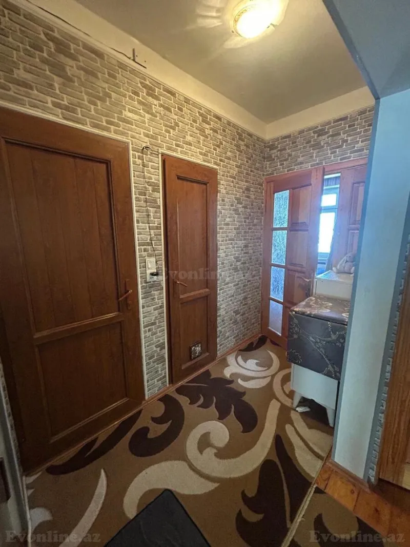 Satılır 3 otaqlı Mənzil Köhnə tikili 51 m² Memar Əcəmi m. - şəkil 3