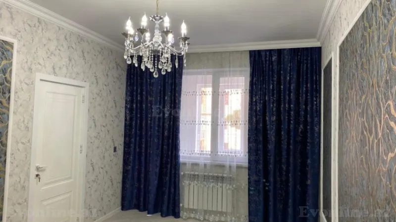 Satılır 2 otaqlı Mənzil Köhnə tikili 56 m² 2-ci mikrorayon - şəkil 2