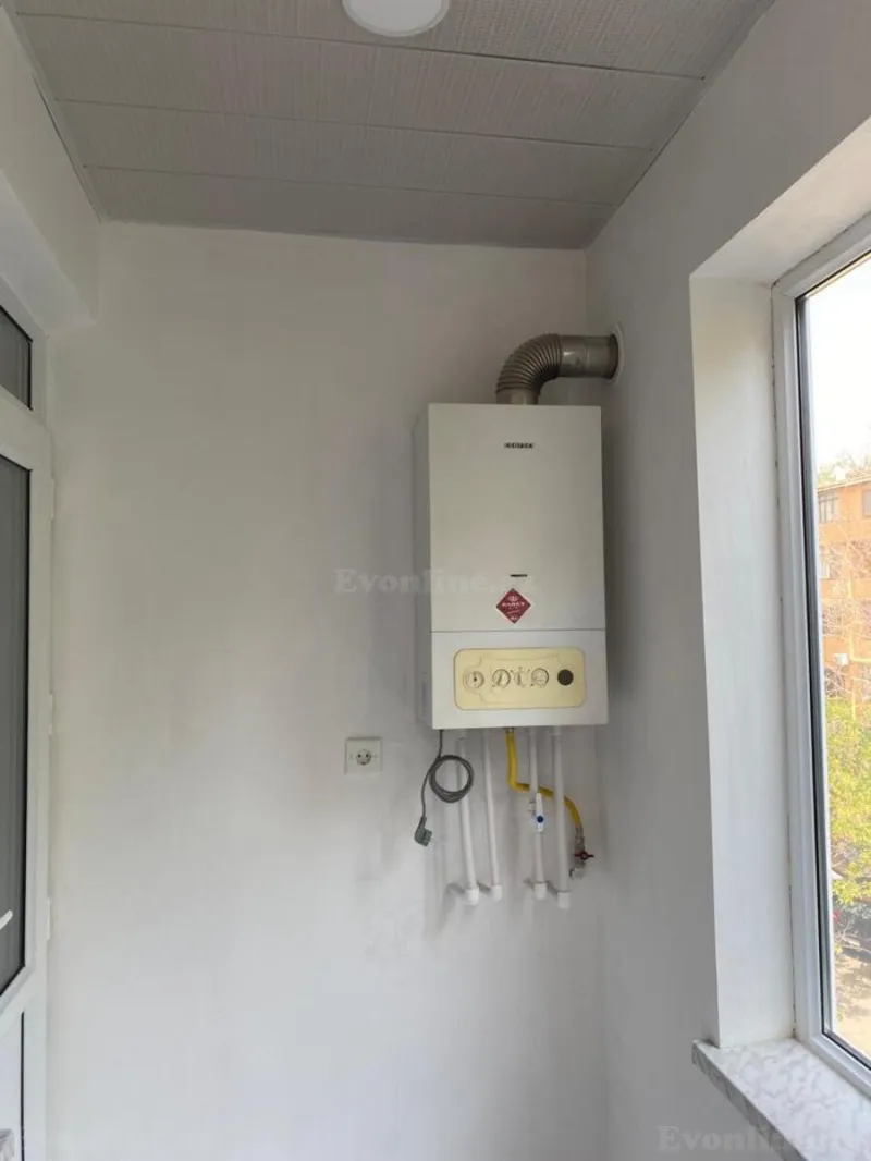 Satılır 2 otaqlı Mənzil Köhnə tikili 56 m² 2-ci mikrorayon - şəkil 11