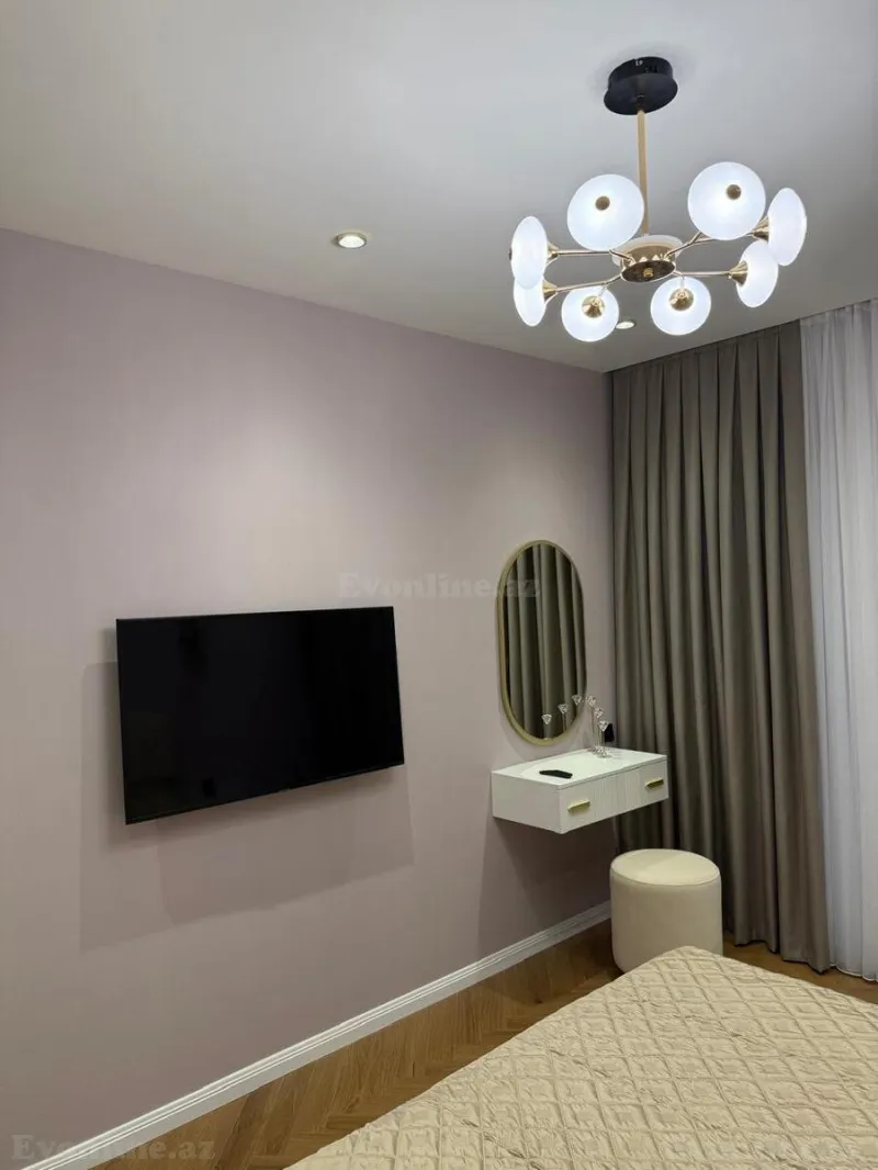 Satılır 3 otaqlı Mənzil Yeni tikili 110 m² 8 Noyabr m. - şəkil 2