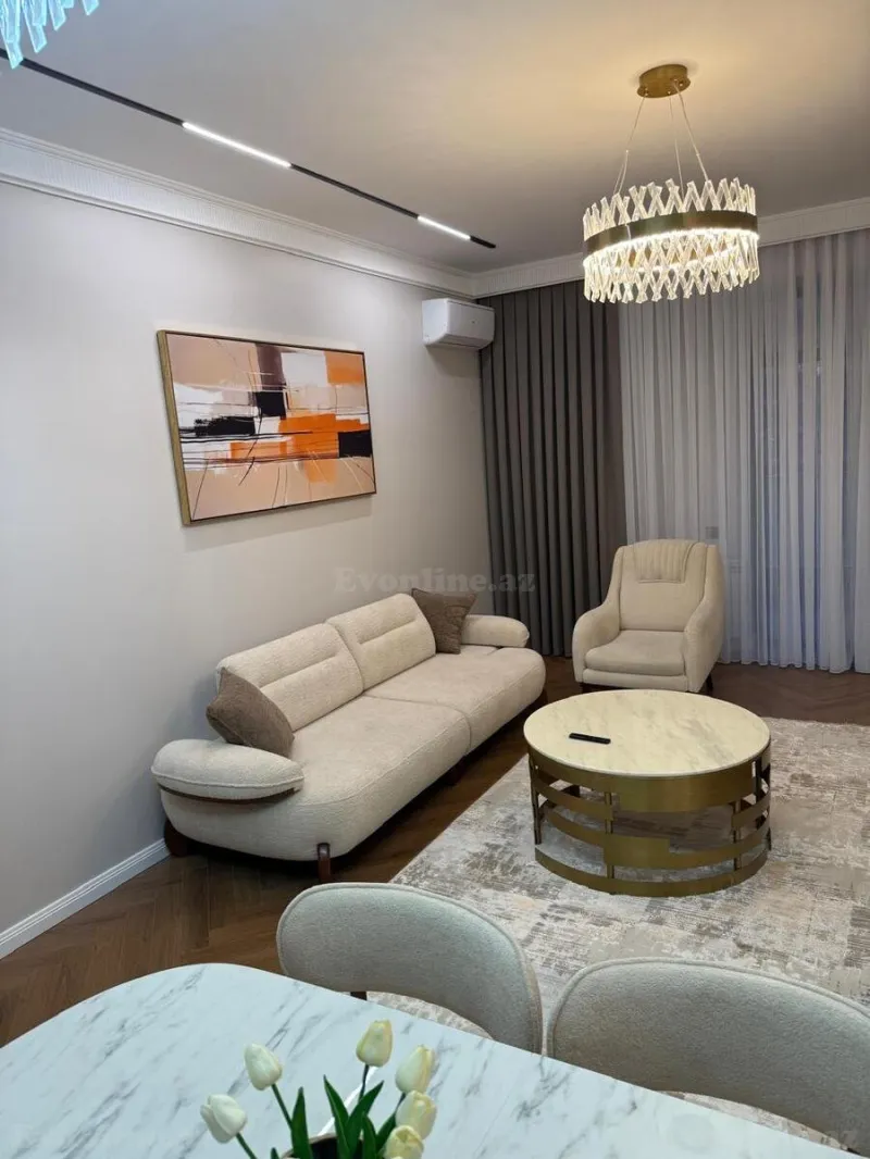 Satılır 3 otaqlı Mənzil Yeni tikili 110 m² 8 Noyabr m. - şəkil 3