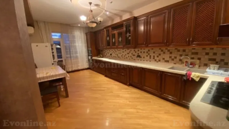 Satılır 4 otaqlı Mənzil Yeni tikili 202 m² Nəriman Nərimanov m. - şəkil 10