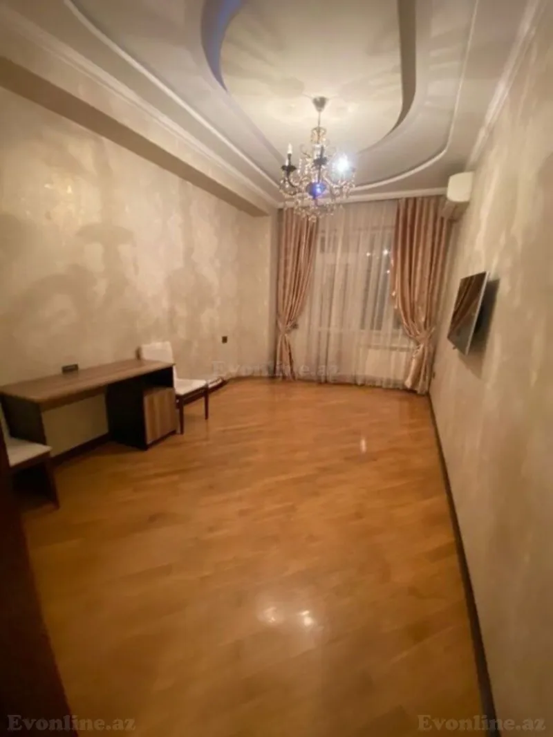 Satılır 4 otaqlı Mənzil Yeni tikili 202 m² Nəriman Nərimanov m. - şəkil 20