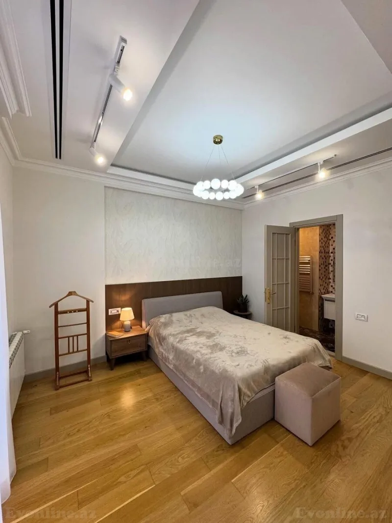Satılır 3 otaqlı Mənzil Yeni tikili 132 m² Gənclik m. - şəkil 4