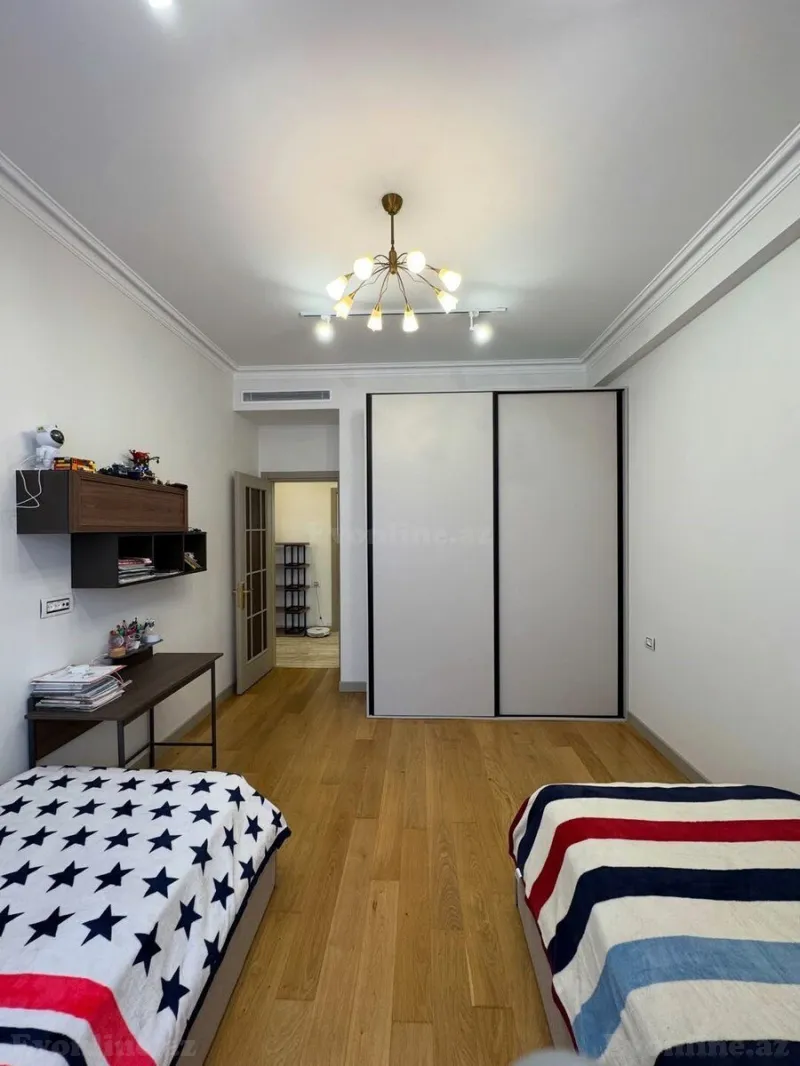 Satılır 3 otaqlı Mənzil Yeni tikili 132 m² Gənclik m. - şəkil 7