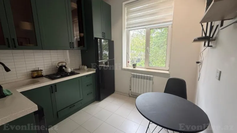 Satılır 3 otaqlı Mənzil Köhnə tikili 70 m² Nəsimi r. - şəkil 8