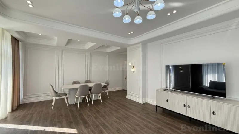 Kirayə verilir 4 otaqlı Mənzil Yeni tikili 210 m² Xətai r. - şəkil 5
