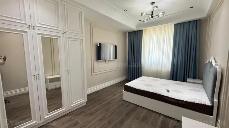 Kirayə verilir 4 otaqlı Mənzil Yeni tikili 210 m² Xətai r. - şəkil 14